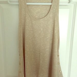 Sleeveless sweater size L